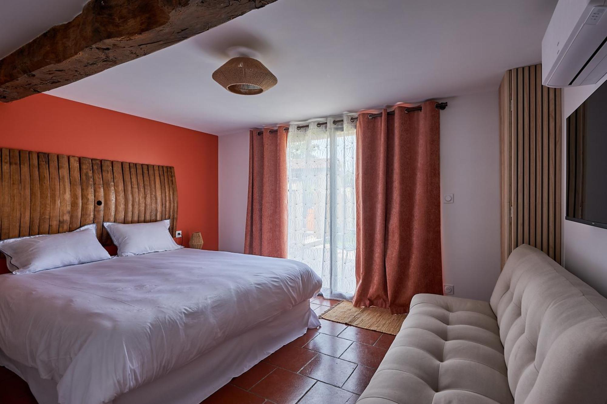 Le Repaire Lagardere Bed & Breakfast Lussac  Exterior foto